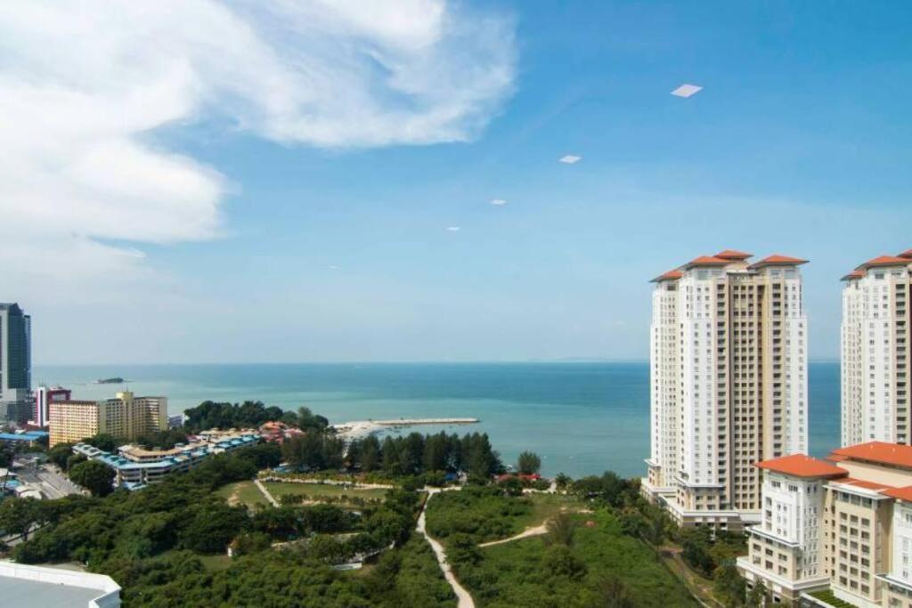 Jazz 313 Cosy 2-Bedroom Suite With Pool & Seaview Bagan Jermal Exterior foto